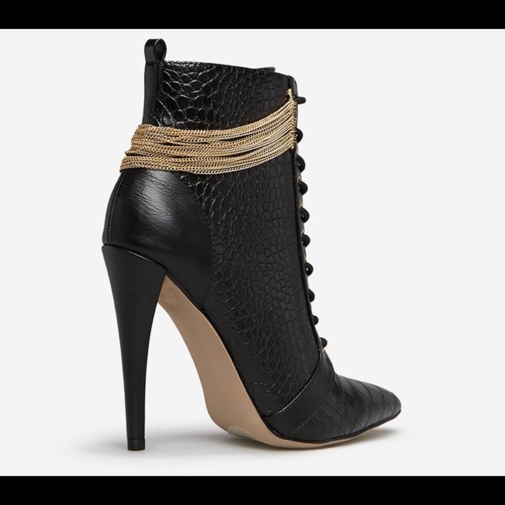 NWOT Shoedazzle size 6 1/2 Keep Me High chain link - Picture 6 of 7